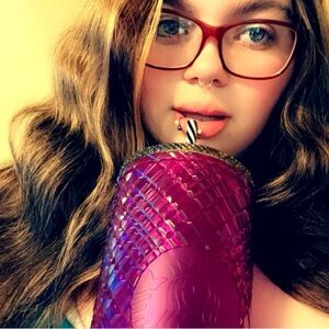 Meet your Posher, Kalila